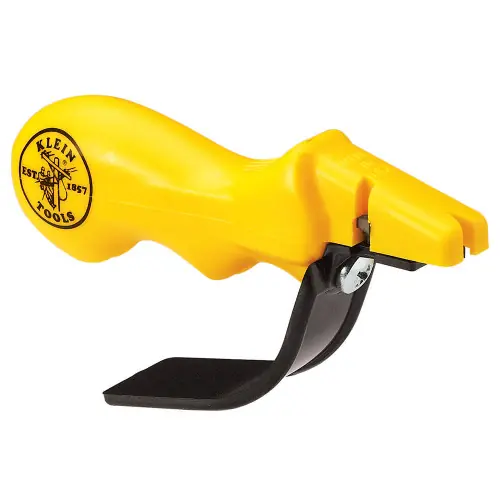 Price Drop Klein Tools 48036 Combination Knife and Scissors Sharpener